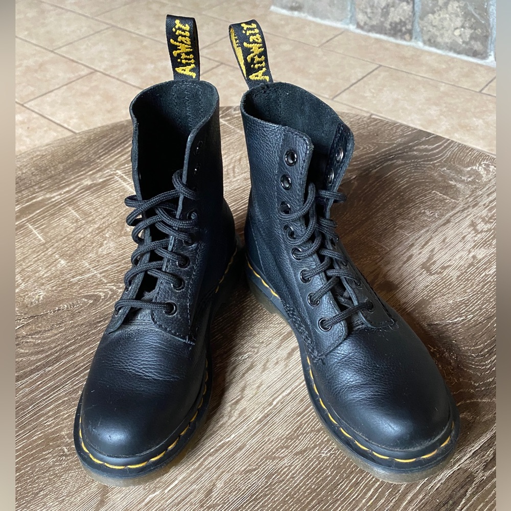 🎶Doc Marten’s 1460 Pascal Leather w/BOX